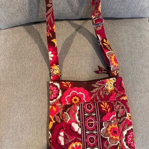 Vera Bradley Floral Patterned Crossbody Bag - never used ( no tags )